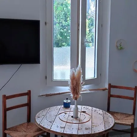L'appartement 7 - Centre Ville-parking-tv-wifi *